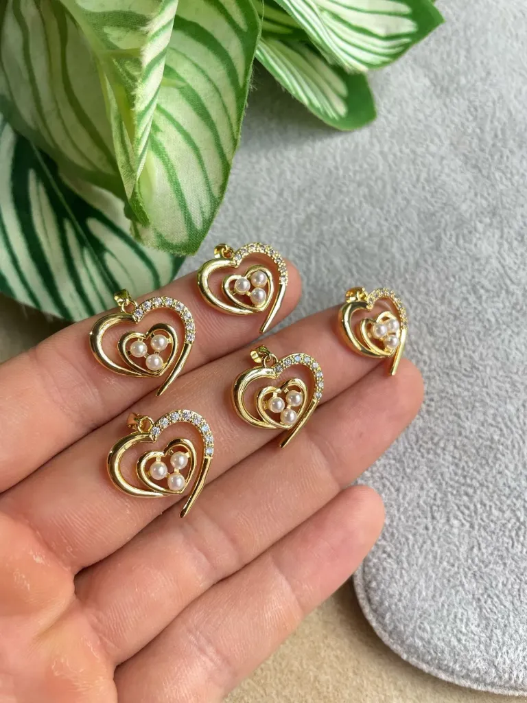 DIJE DE CORAZON CON PERLAS