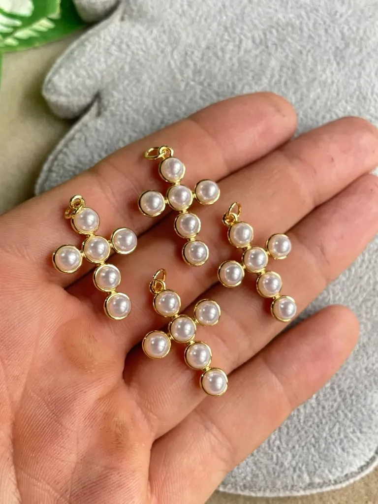 [CRUZPE] DIJE CRUZ DE PERLAS