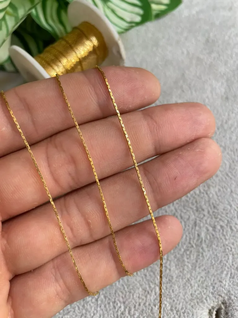 CADENA TIPO HILO BAÑO DE ORO - YARDA