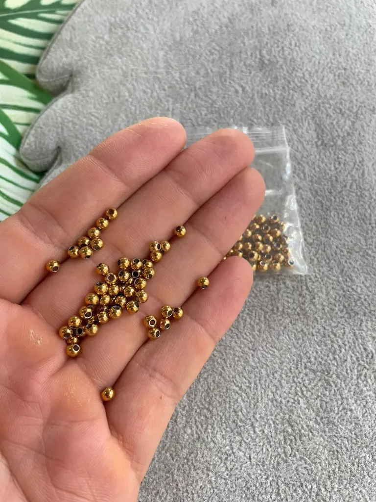 BALIN 4MM DORADO ACERO INOXIDABLE